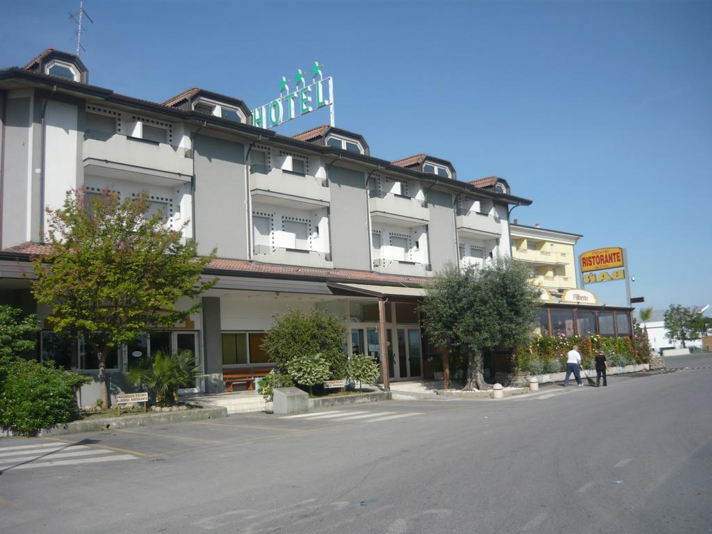 Hotel Filiberto Rimini Extérieur photo